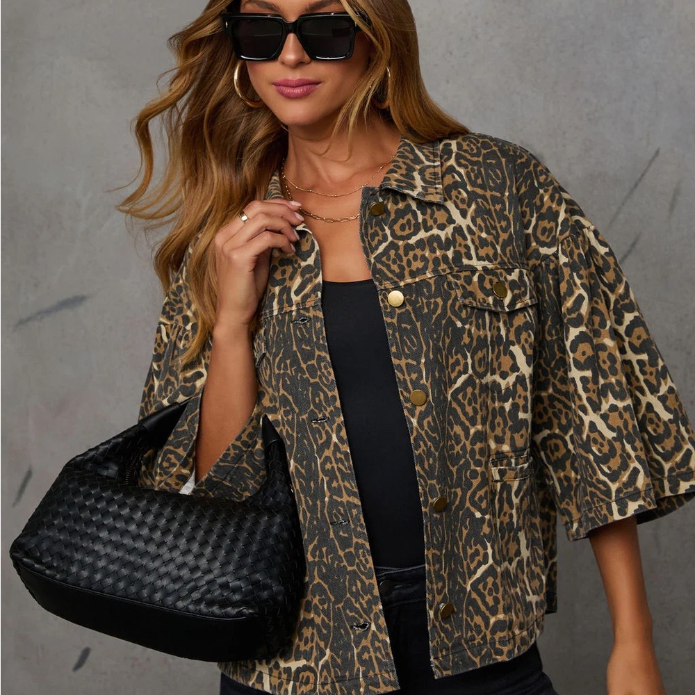 NWOT VICI leopard jacket